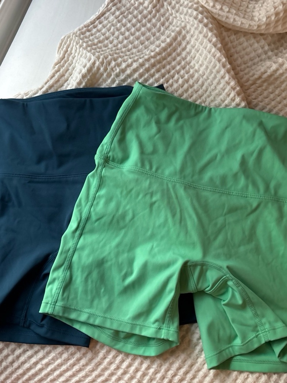 Athletic scrunch butt Bike Shorts in Mint Green and Deep Teal